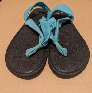 Sanuk Black and Teal Women's Sandals
